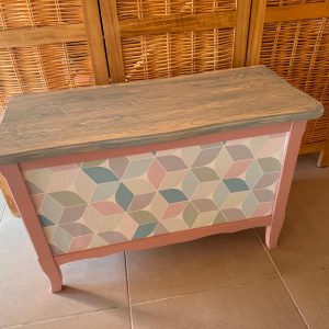 Coffre banc relooké "Géométrique Pastel"