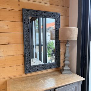 Miroir sculpté relooké "Gothique" – noir patiné