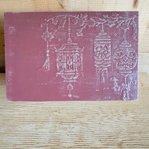 Boîte livre « Lanternes », rouge patiné